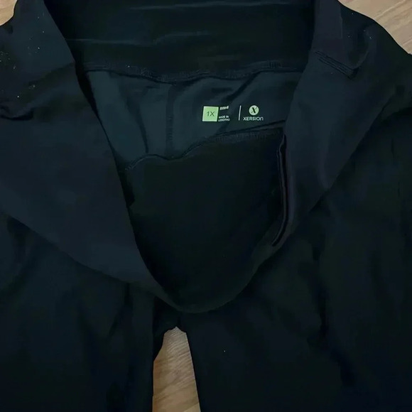 Xersion Fitted Leggings Black Size 1X - Picture 2 of 3